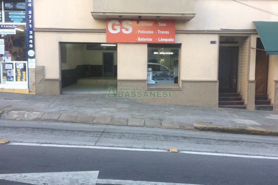 Loja com 100m², no bairro São Pelegrino em Caxias do Sul para Alugar