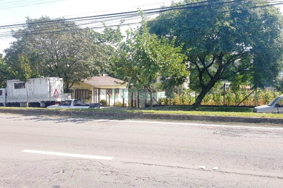 Terreno, no bairro Kayser em Caxias do Sul para Comprar