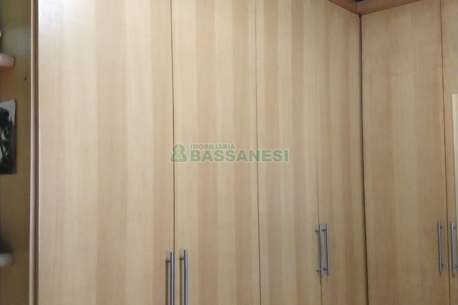 Apartamento com 129m², 3 dormitórios, 1 vaga, no bairro Lourdes em Caxias do Sul para Comprar