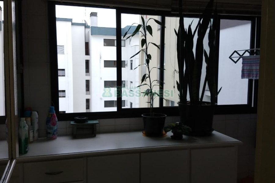 Apartamento com 129m², 3 dormitórios, 1 vaga, no bairro Lourdes em Caxias do Sul para Comprar