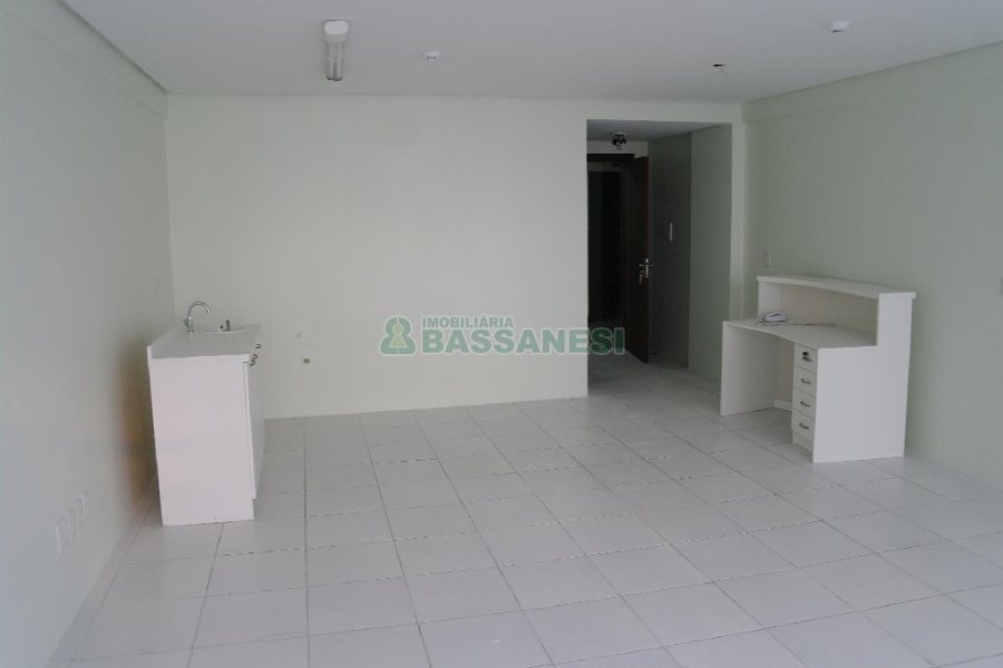 Sala com 62m², no bairro Centro em Caxias do Sul para Comprar