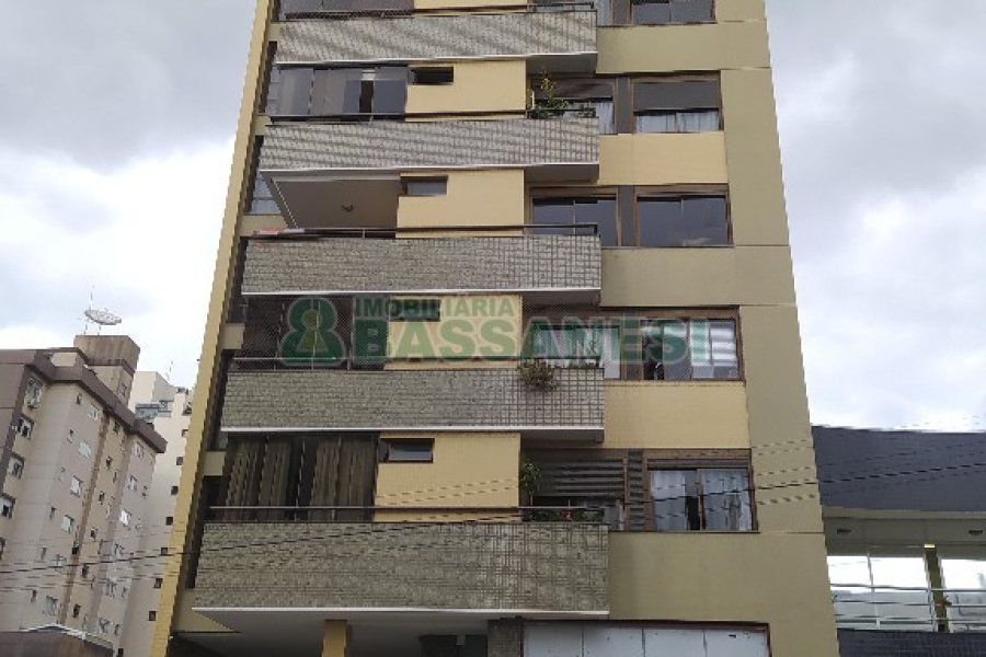 Loja com 240m², 3 vagas, no bairro Centro em Caxias do Sul para Alugar