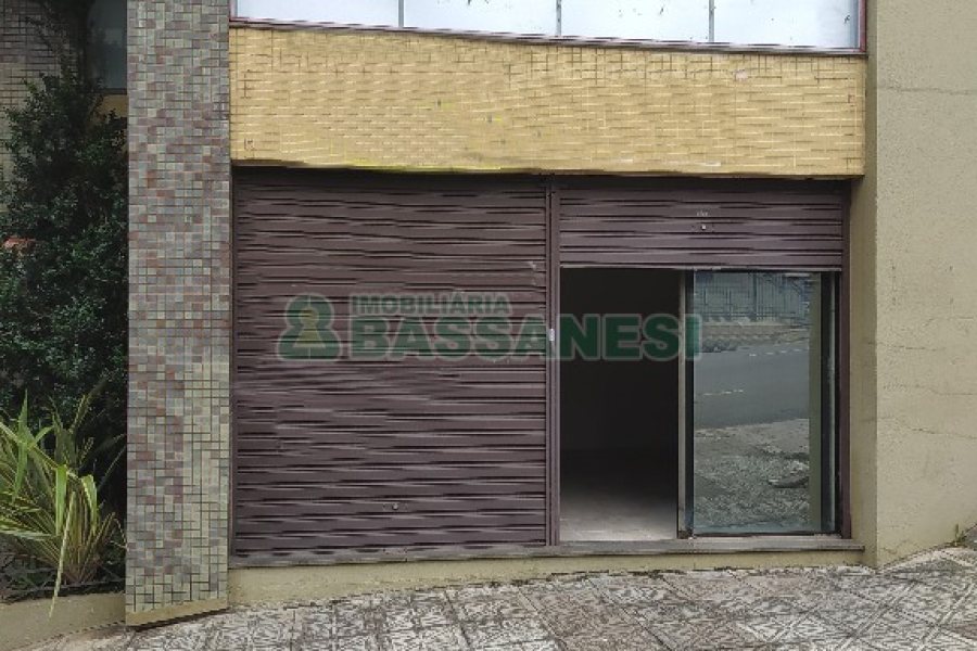 Loja com 240m², 3 vagas, no bairro Centro em Caxias do Sul para Alugar