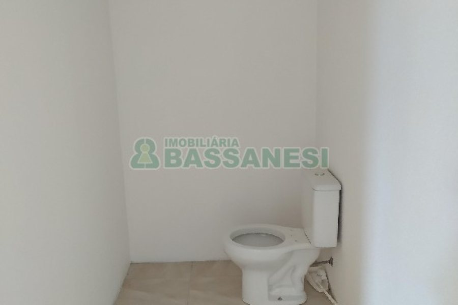 Loja com 240m², 3 vagas, no bairro Centro em Caxias do Sul para Alugar