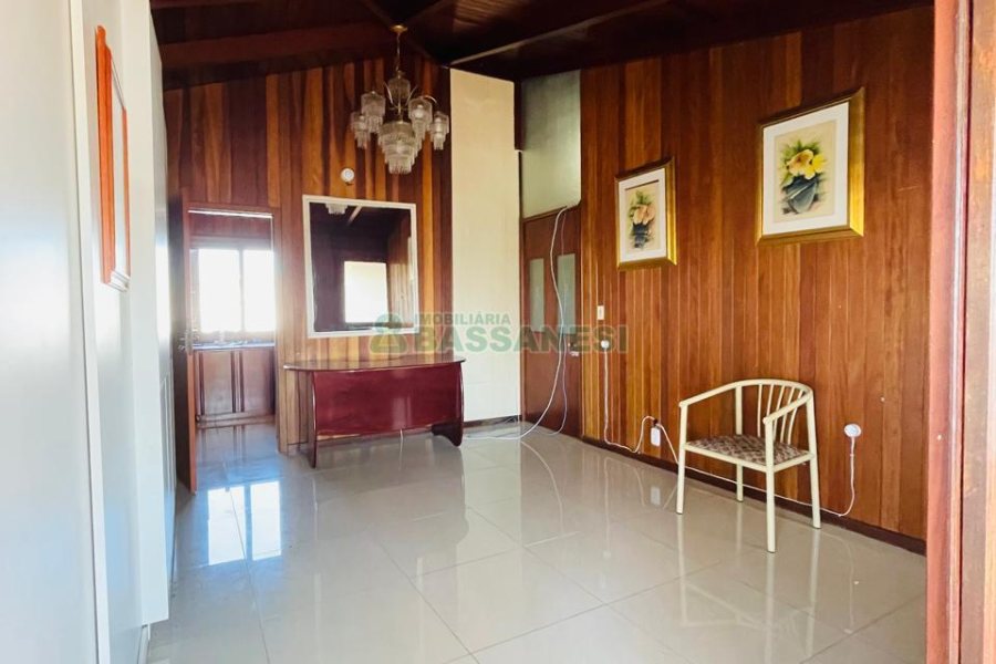 Apto Mobiliado com 262m², 3 dormitórios, 2 vagas, no bairro Centro em Caxias do Sul para Comprar