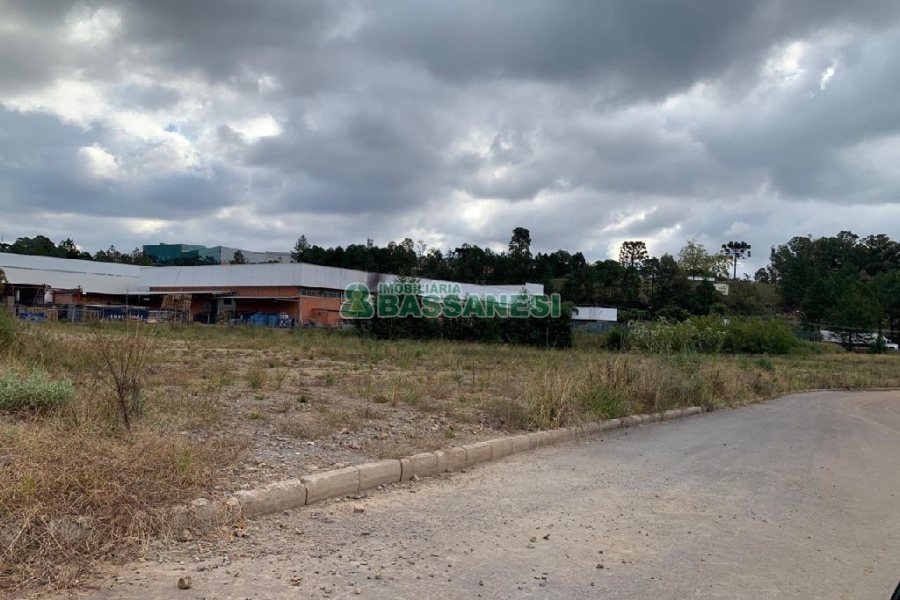 Terreno, no bairro Desvio Rizzo em Caxias do Sul para Comprar