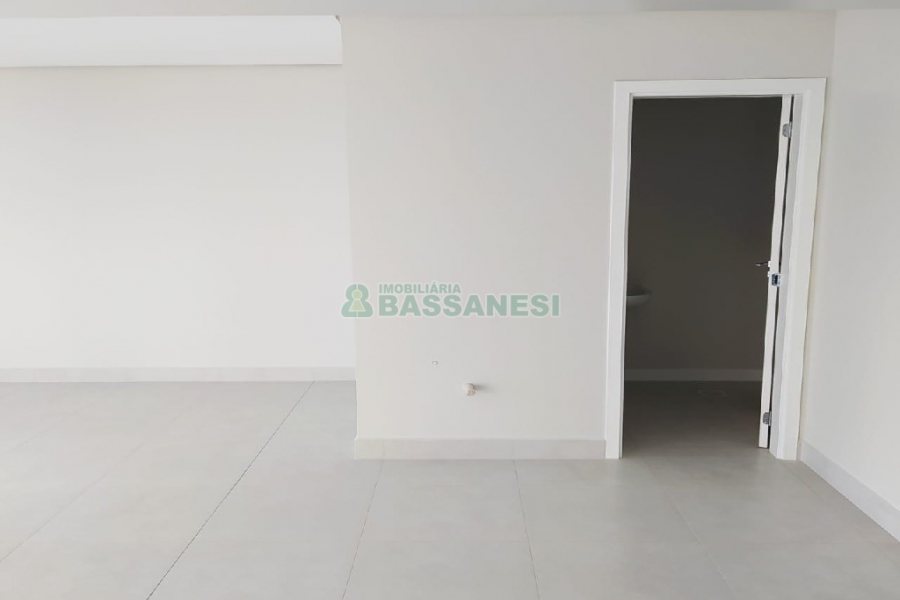 Sala com 50m², 1 vaga, no bairro Centro em Caxias do Sul para Alugar