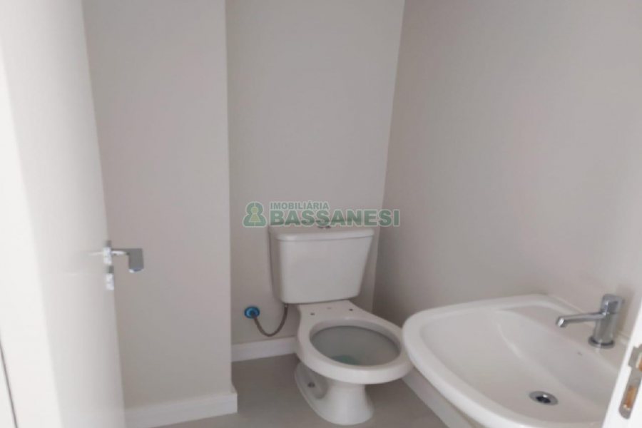 Sala com 50m², 1 vaga, no bairro Centro em Caxias do Sul para Alugar