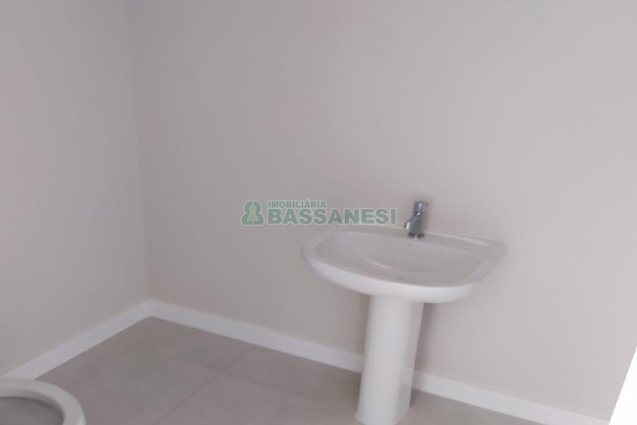 Sala com 50m², 1 vaga, no bairro Centro em Caxias do Sul para Alugar