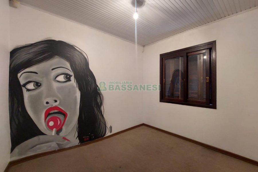 Sobrado com 102m², 3 dormitórios, 2 vagas, no bairro Interlagos em Caxias do Sul para Alugar ou Comprar