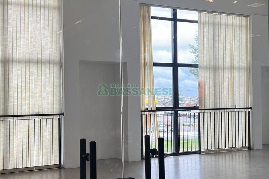 Loja com 92m², no bairro São Cristóvão em Caxias do Sul para Alugar