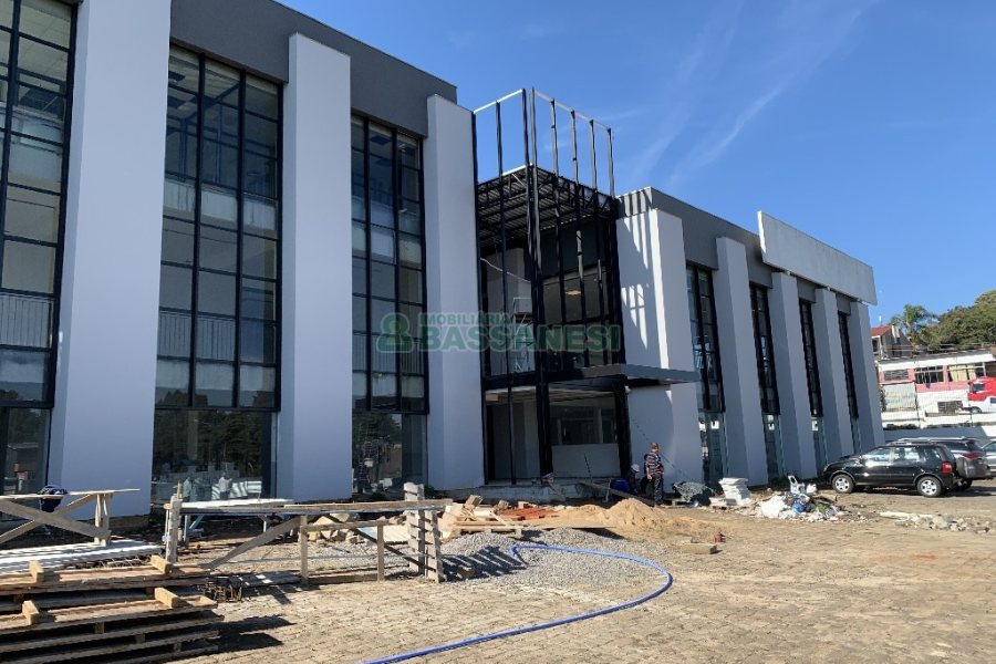 Loja com 92m², no bairro São Cristóvão em Caxias do Sul para Alugar