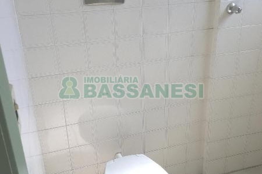 Sala com 54m², no bairro Centro em Caxias do Sul para Alugar