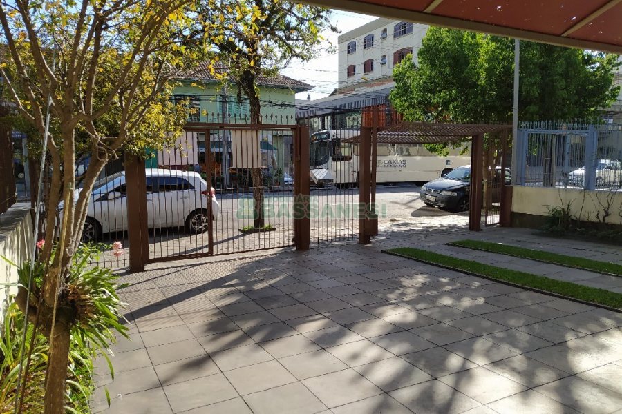 Loja com 80m², no bairro Pio X em Caxias do Sul para Alugar