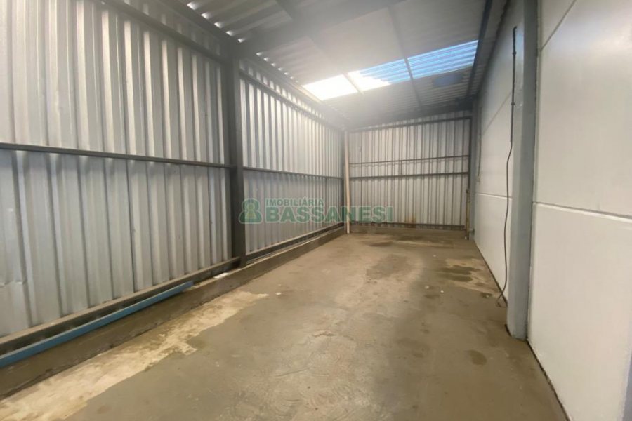 Pavilhão com 600m², no bairro Bela Vista em Caxias do Sul para Alugar