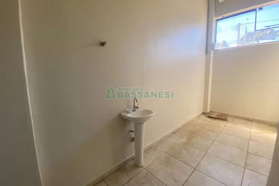 Pavilhão com 600m², no bairro Bela Vista em Caxias do Sul para Alugar