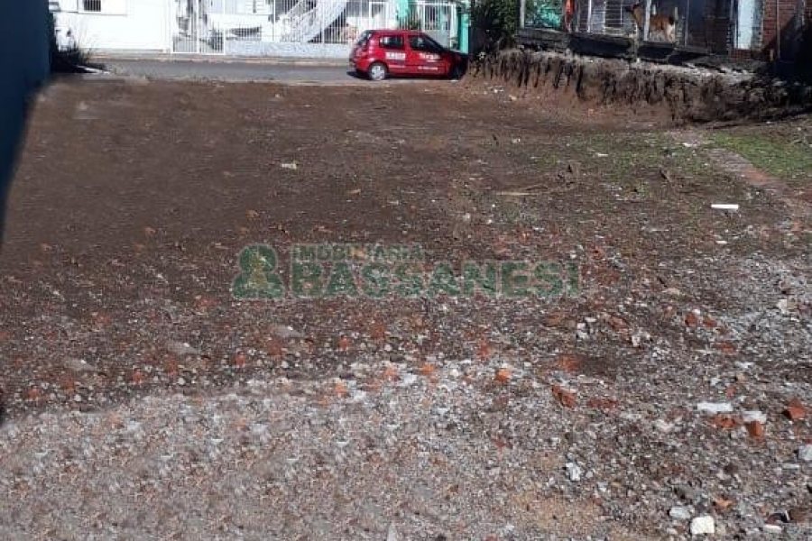 Terreno com 319m², no bairro Pio X em Caxias do Sul para Alugar