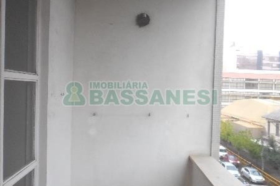 Apartamento com 106m², 3 dormitórios, no bairro São Pelegrino em Caxias do Sul para Comprar