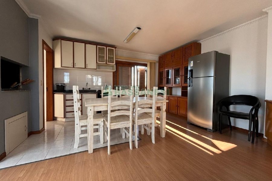Apto Mobiliado com 184m², 3 dormitórios, 2 vagas, no bairro São Pelegrino em Caxias do Sul para Alugar