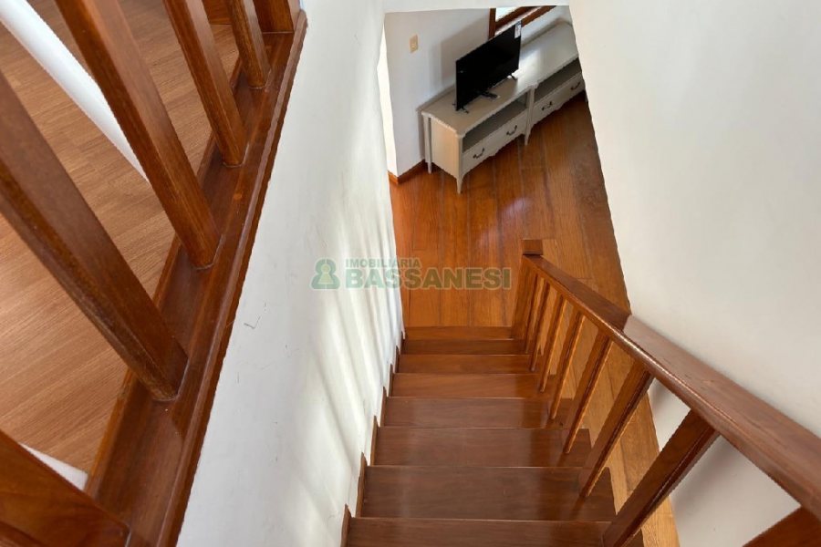 Apto Mobiliado com 184m², 3 dormitórios, 2 vagas, no bairro São Pelegrino em Caxias do Sul para Alugar