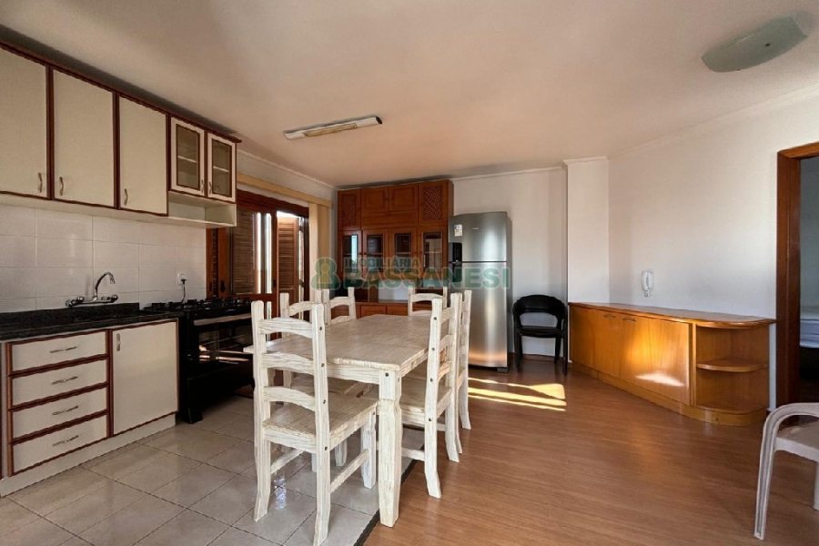 Apto Mobiliado com 184m², 3 dormitórios, 2 vagas, no bairro São Pelegrino em Caxias do Sul para Alugar