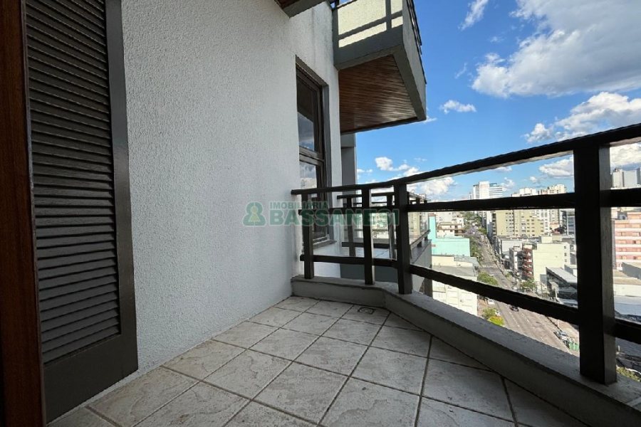 Apto Mobiliado com 184m², 3 dormitórios, 2 vagas, no bairro São Pelegrino em Caxias do Sul para Alugar