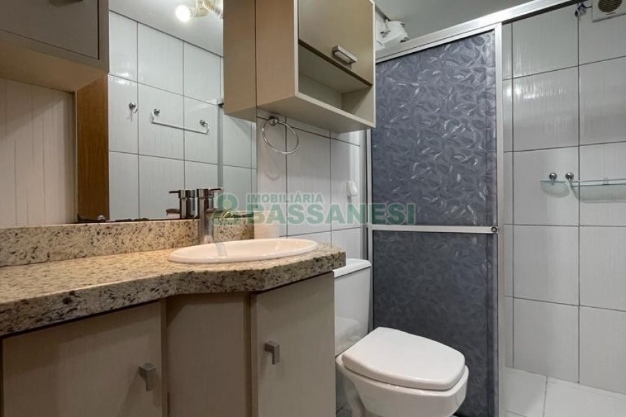 Apartamento com 52m², 2 dormitórios, 1 vaga, no bairro Desvio Rizzo em Caxias do Sul para Alugar