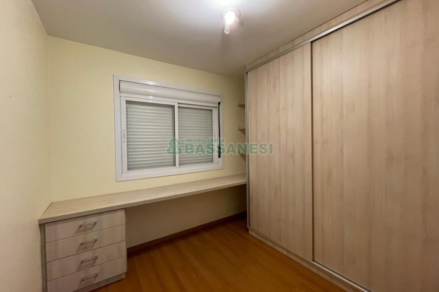 Apartamento com 52m², 2 dormitórios, 1 vaga, no bairro Desvio Rizzo em Caxias do Sul para Alugar