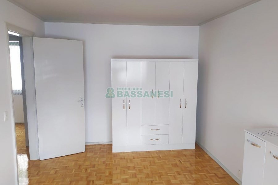 Apto Mobiliado com 70m², 1 dormitório, 1 vaga, no bairro Centro em Caxias do Sul para Alugar