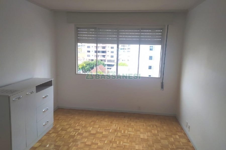 Apto Mobiliado com 70m², 1 dormitório, 1 vaga, no bairro Centro em Caxias do Sul para Alugar