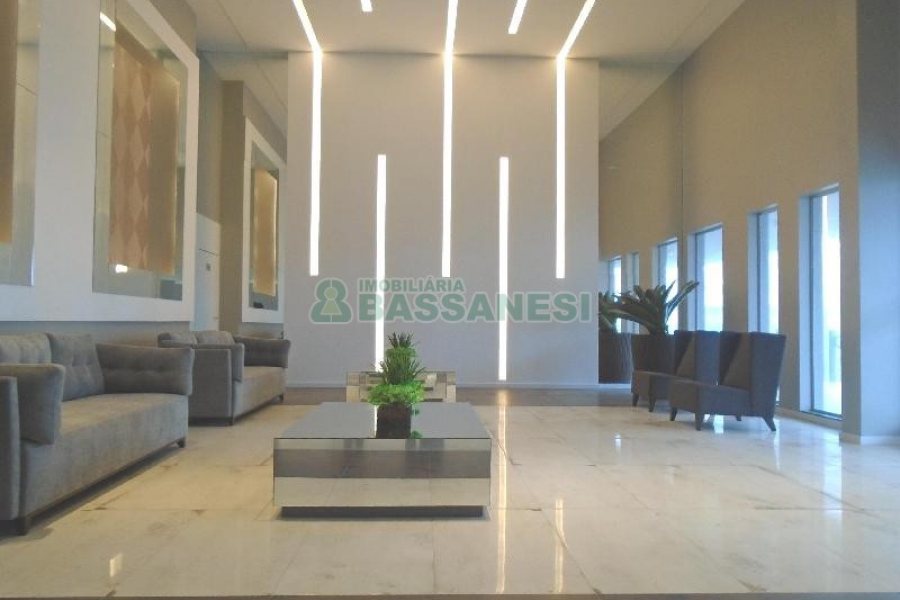 Apto Mobiliado com 38m², 1 dormitório, 1 vaga, no bairro Villagio Iguatemi em Caxias do Sul para Alugar