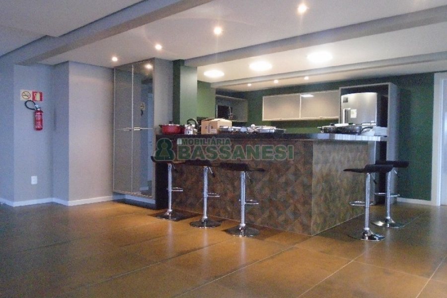 Apto Mobiliado com 38m², 1 dormitório, 1 vaga, no bairro Villagio Iguatemi em Caxias do Sul para Alugar