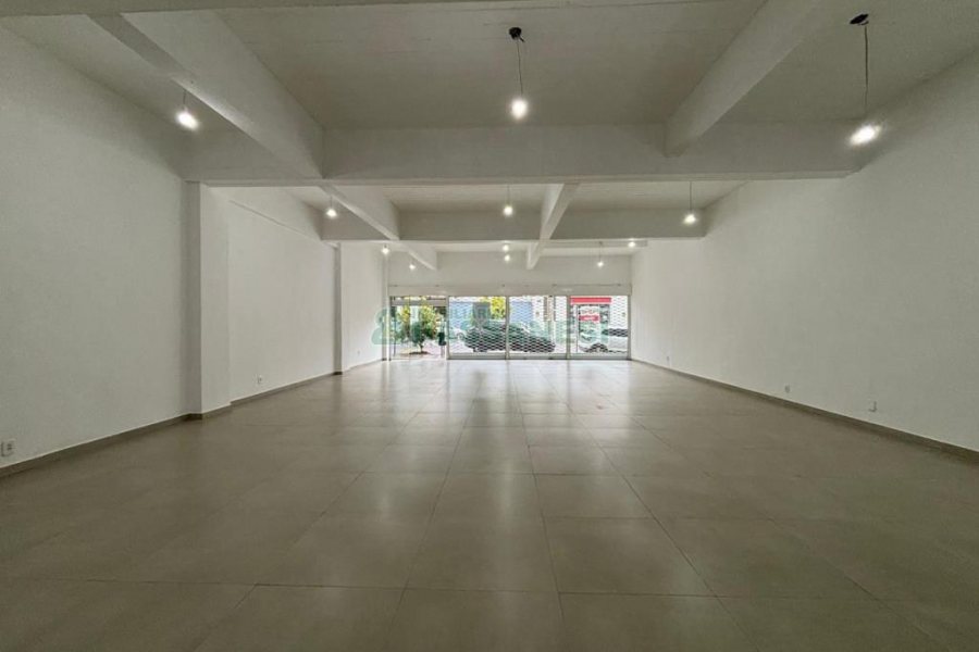 Loja com 127m², 1 vaga, no bairro São Pelegrino em Caxias do Sul para Alugar