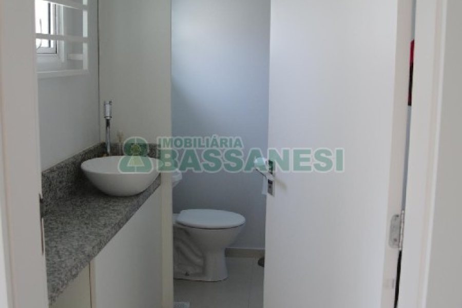 Sala com 39m², no bairro São Pelegrino em Caxias do Sul para Alugar