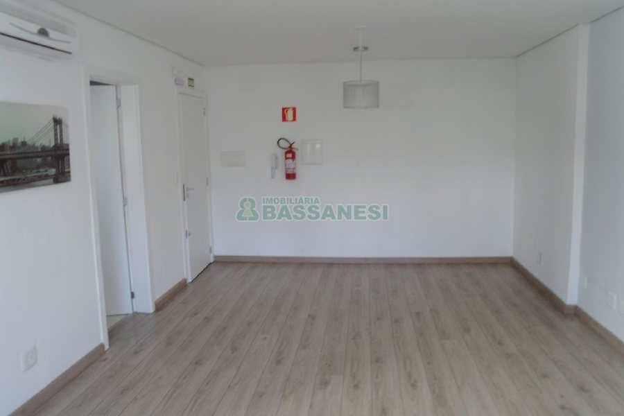 Sala com 39m², no bairro São Pelegrino em Caxias do Sul para Alugar