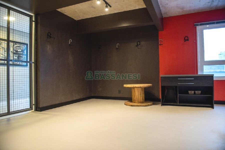 Apartamento com 41m², 1 dormitório, 1 vaga, no bairro Lourdes em Caxias do Sul para Comprar