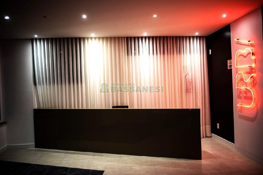 Apto Mobiliado com 40m², 1 dormitório, 1 vaga, no bairro Centro em Caxias do Sul para Comprar