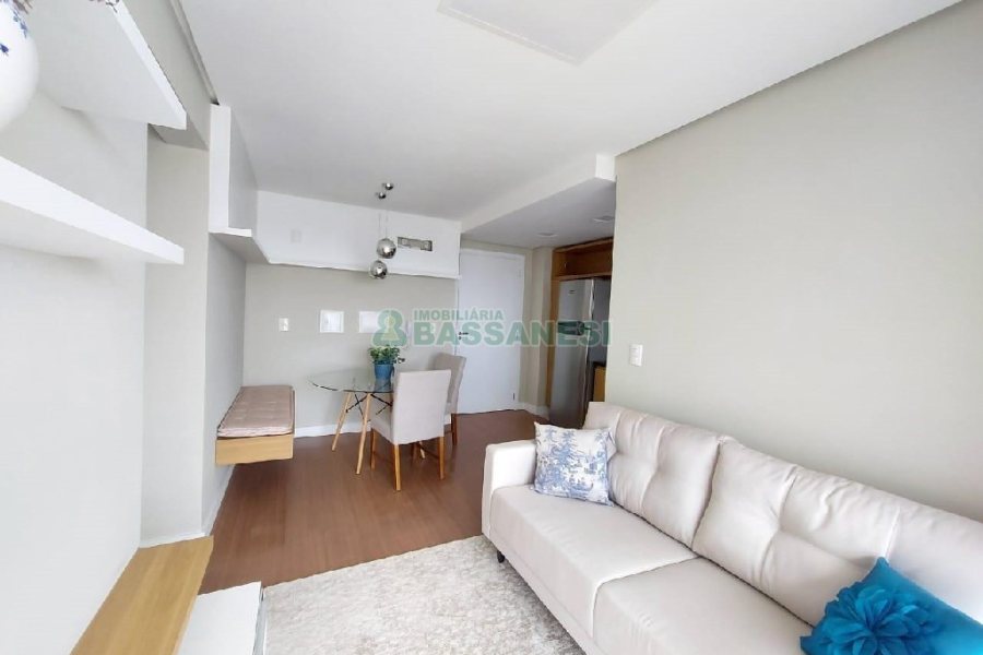 Apto Mobiliado com 40m², 1 dormitório, 1 vaga, no bairro Centro em Caxias do Sul para Comprar