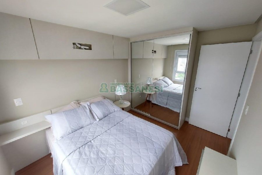 Apto Mobiliado com 40m², 1 dormitório, 1 vaga, no bairro Centro em Caxias do Sul para Comprar