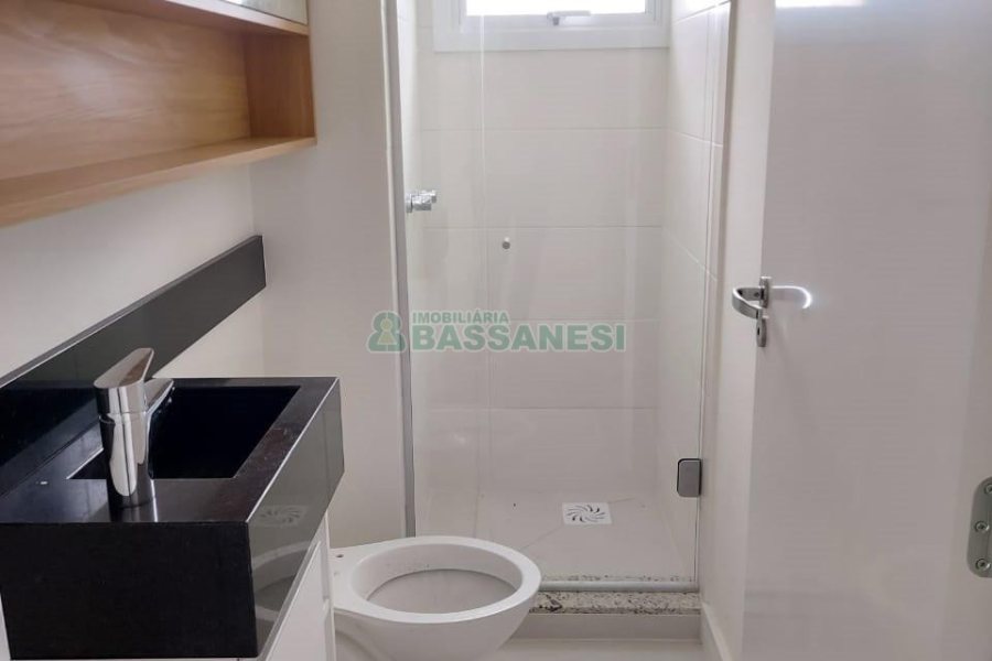 Apto Mobiliado com 40m², 1 dormitório, 1 vaga, no bairro Centro em Caxias do Sul para Comprar