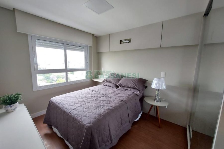 Apto Mobiliado com 40m², 1 dormitório, 1 vaga, no bairro Lourdes em Caxias do Sul para Comprar