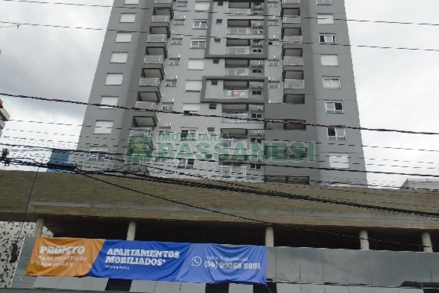 Apto Mobiliado com 40m², 1 dormitório, 1 vaga, no bairro Lourdes em Caxias do Sul para Comprar