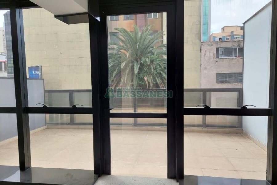 Sala com 53m², 1 vaga, no bairro Centro em Caxias do Sul para Comprar