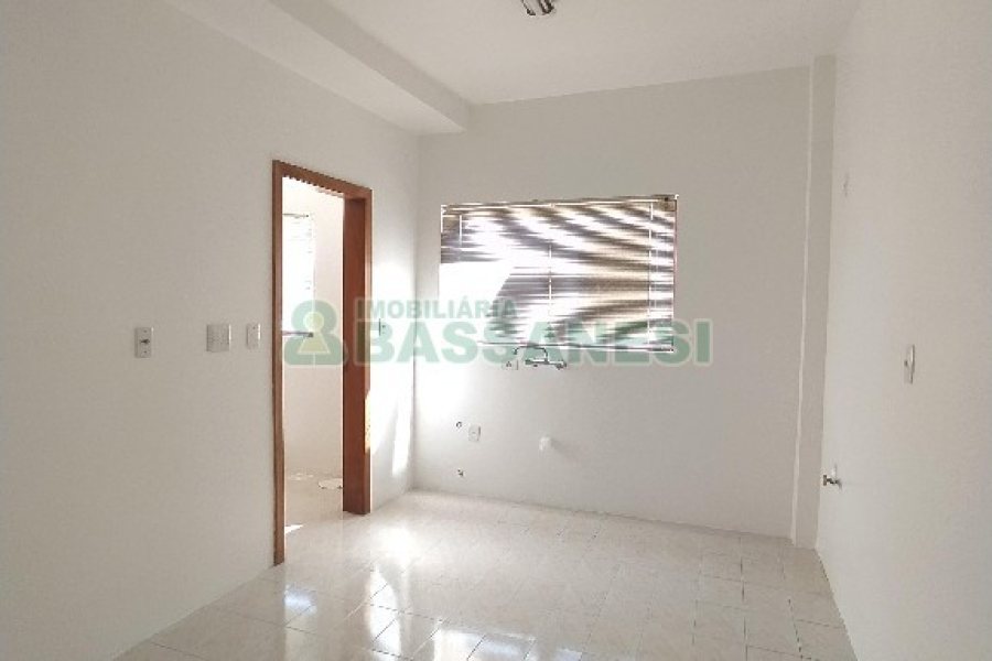 Apartamento com 189m², 3 dormitórios, 2 vagas, no bairro Centro em Caxias do Sul para Comprar
