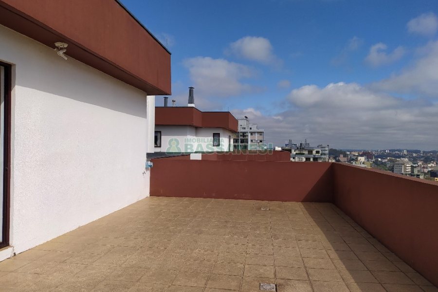 Apartamento com 189m², 3 dormitórios, 2 vagas, no bairro Centro em Caxias do Sul para Comprar