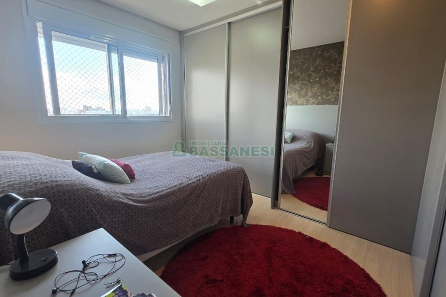 Apartamento com 55m², 1 dormitório, 1 vaga, no bairro Centro em Caxias do Sul para Comprar