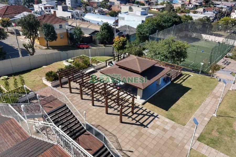 Apartamento com 110m², 3 dormitórios, 2 vagas, no bairro Cristo Redentor em Caxias do Sul para Alugar ou Comprar