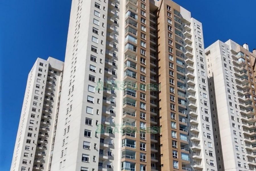 Apartamento com 110m², 3 dormitórios, 2 vagas, no bairro Cristo Redentor em Caxias do Sul para Alugar