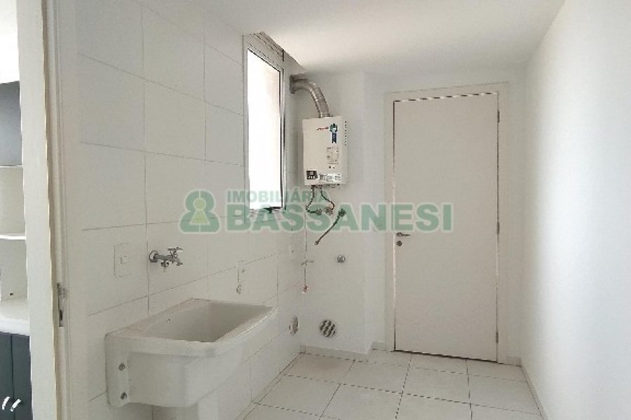 Apartamento com 110m², 3 dormitórios, 2 vagas, no bairro Cristo Redentor em Caxias do Sul para Alugar