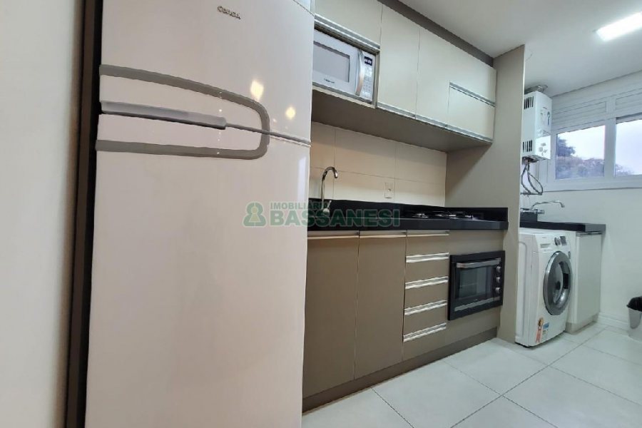 Apto Mobiliado com 35m², 1 dormitório, 1 vaga, no bairro Lourdes em Caxias do Sul para Alugar